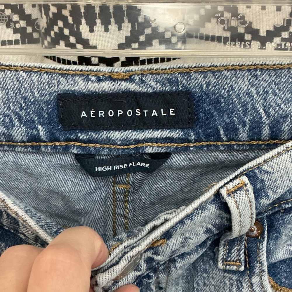Aeropostale Women's Size 2S High Rise Flare Jeans Distressed Light Wash - Picture 7 of 7